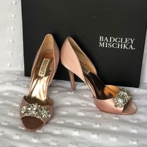Badgley Mischka Peep Toe